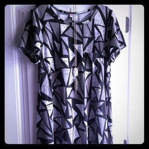 Lularoe Carly - Large